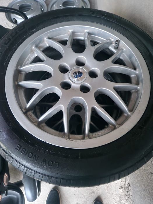 Карина , авенсиз , диски шинами