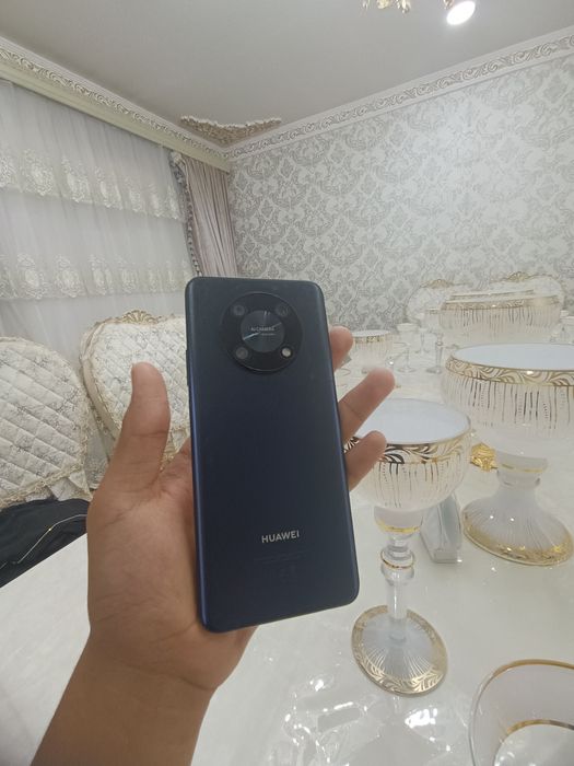Huawei nova Y90.