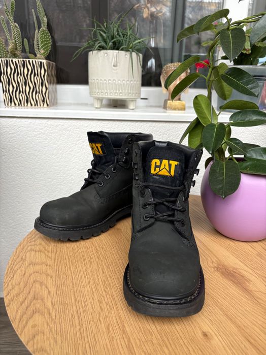 CATerpillar туристически обувки Colorado Lace Up Boot Black от набук