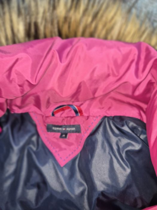 Дамски елек на Tommy Hilfiger
