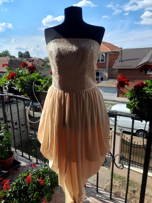 Rochie eleganta, culoarea untului, marimea 38-40