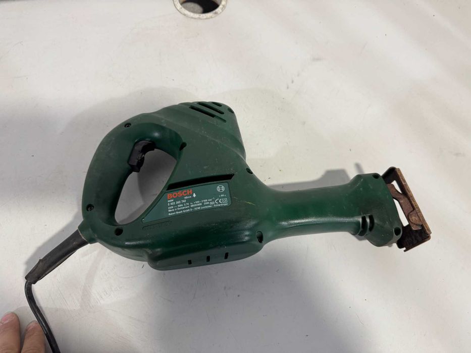 Саблен трион - Bosch 600 W