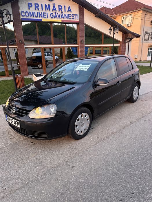 Volkswagen Golf 5 1.6 Benzina