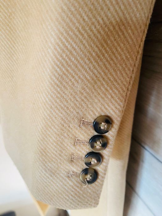 Дамско бежово палто