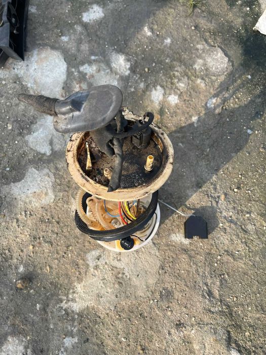 Pompa motorina din rezervor Volkswagen VW Passat B8  Sedan 2.0 TDI