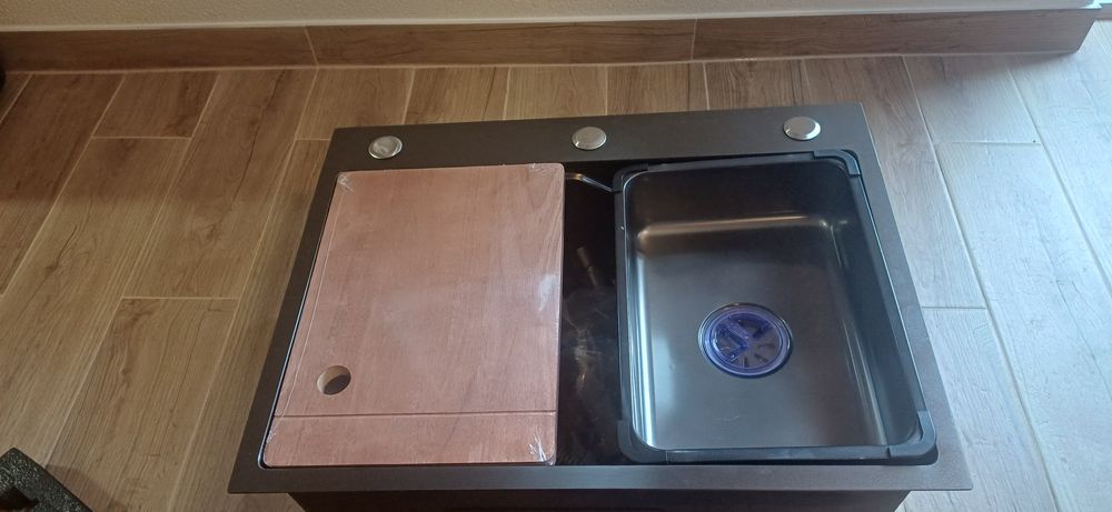 Chiuvetă noua stare foarte buna