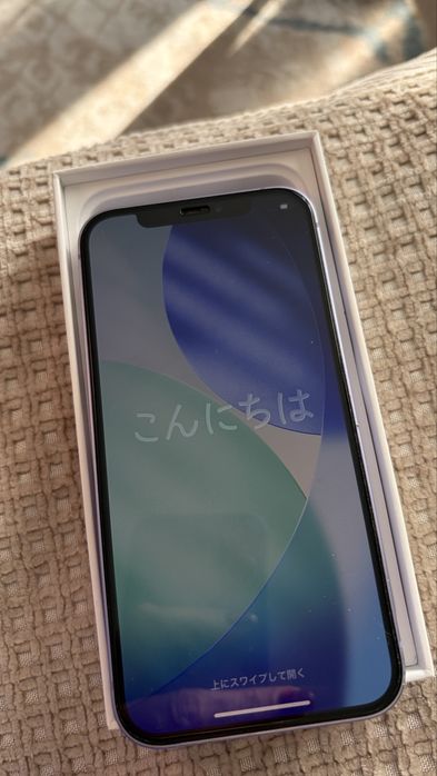 Продам  б/у iPhone 12