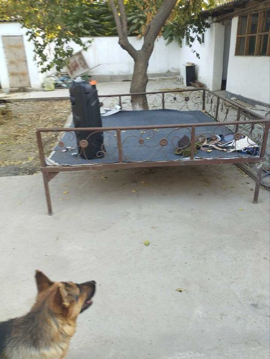 Продаётся топчан