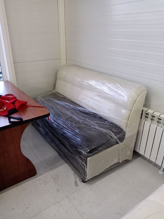 Диваны для кафе.