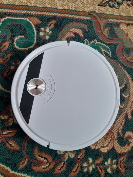 Продам пылесос почти как новая