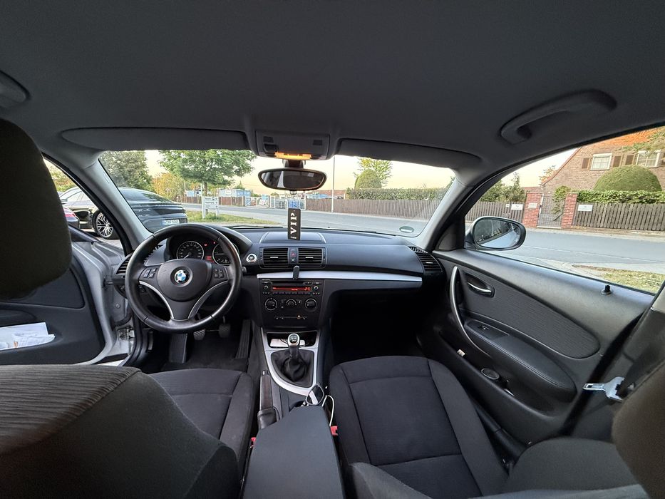 BMW seria 1  2010