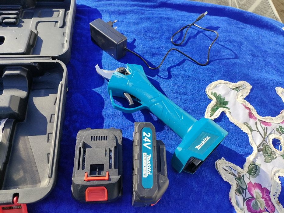 Продам секатор в хорошем качестве