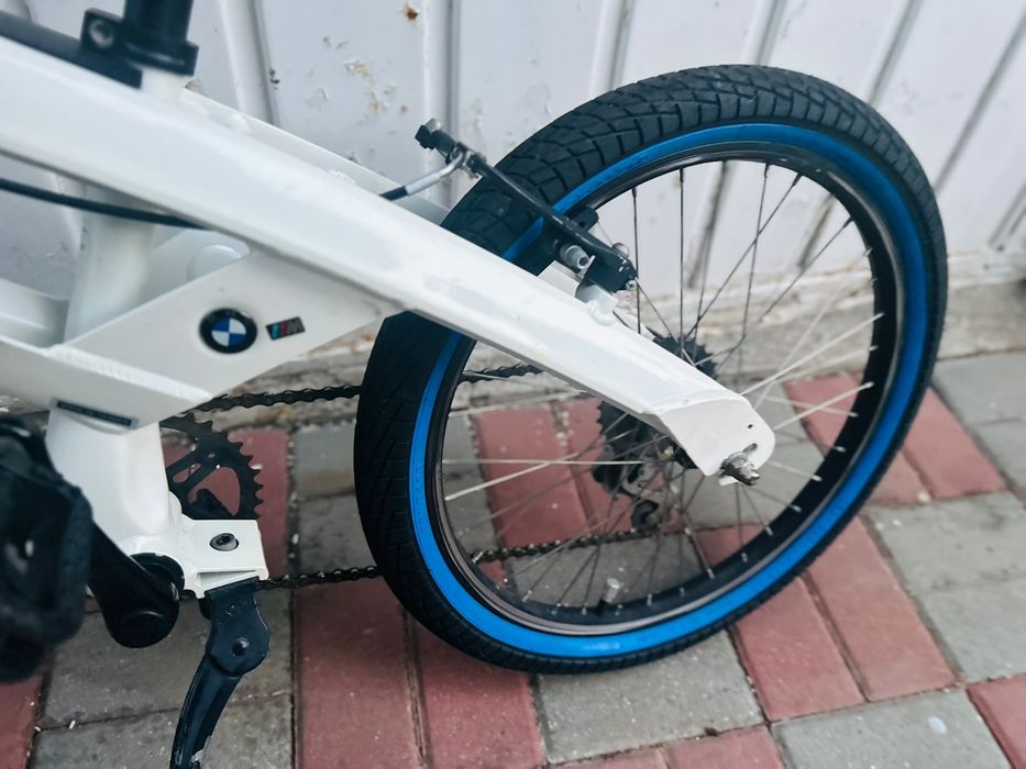 Bicicleta BMW 6-9 ani