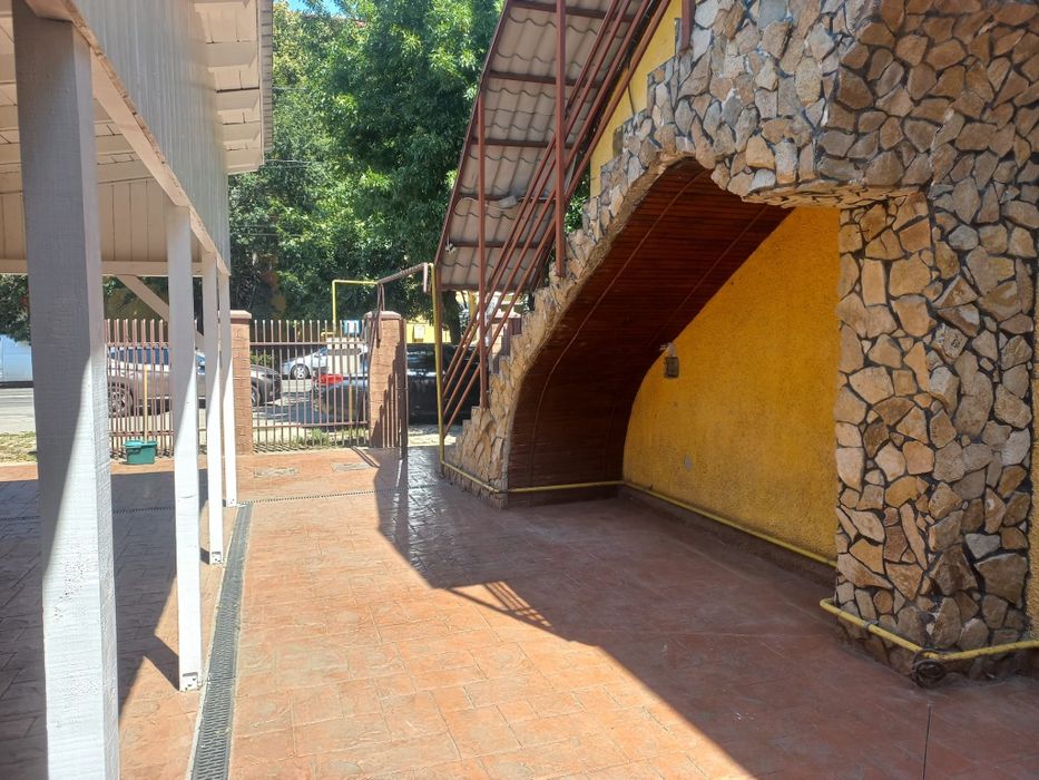 Proprietar inchiriez spatiu