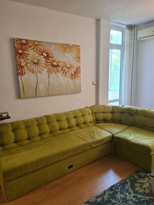 Разтегателен диван