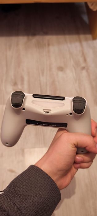 Джойстик для пс4