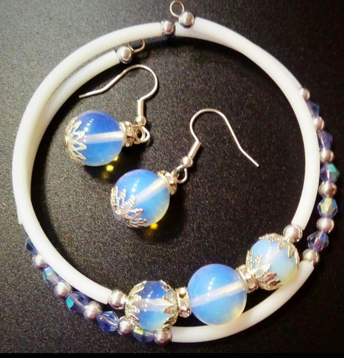 Урашения ручной работы