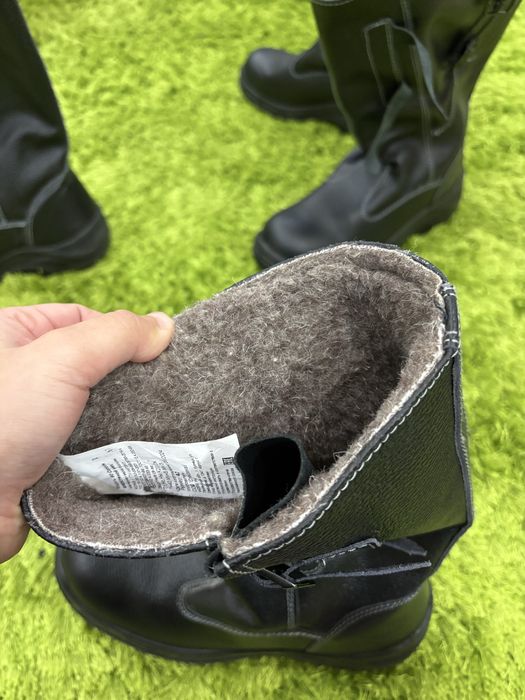 Продаются новые рабочие ботинки!