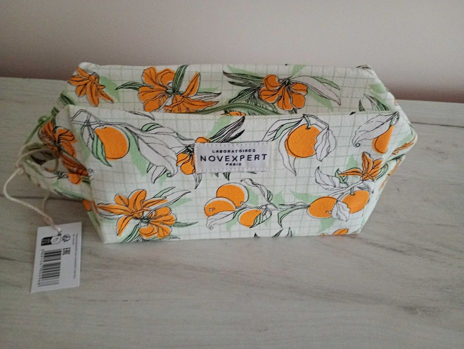 Дамски аксесоари: чанта, несесер, раница