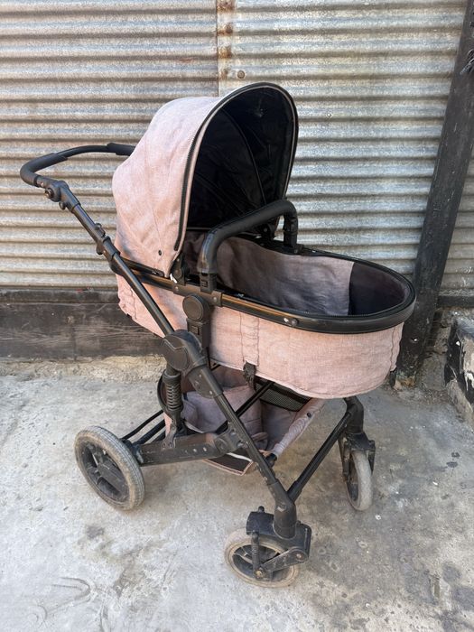 Продам детскую коляску