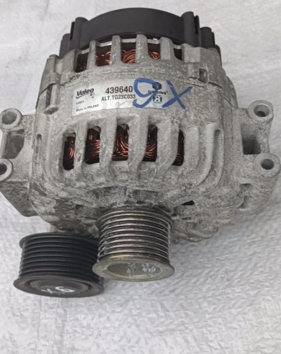 Генератор БМВ BMW X6 E71.