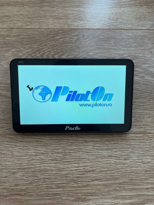Vînd un GPS Pilot On profesional pentru TIR folosit doar o singura data !