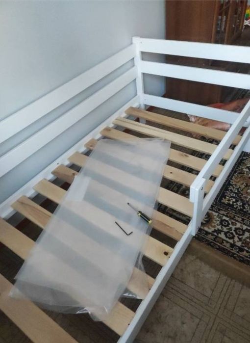 Продам детскую кровать