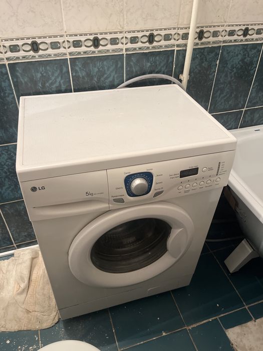 Продам стиральную машину LG