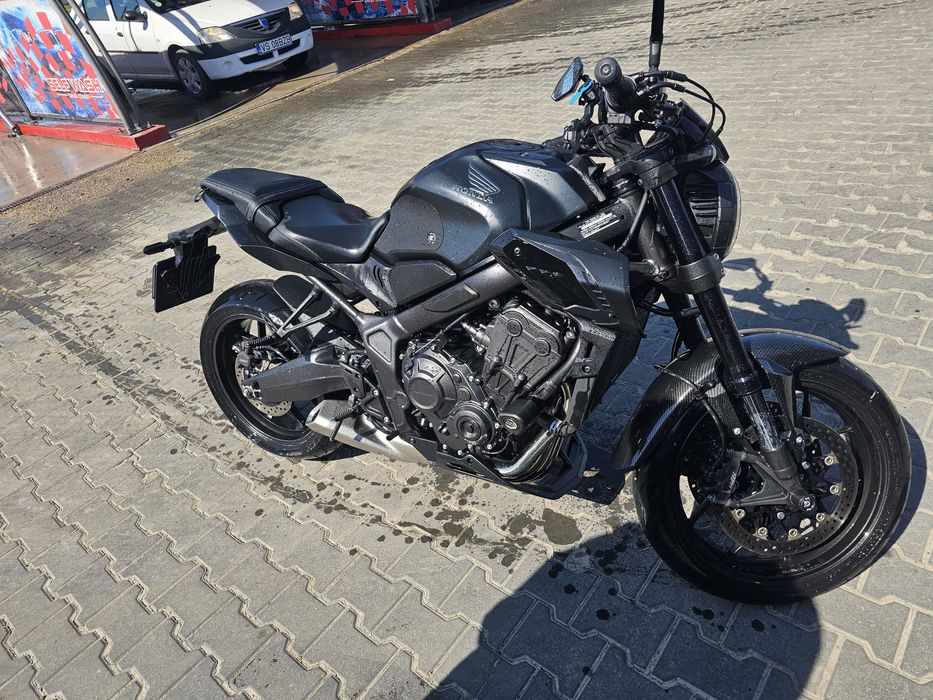 Honda cb 650r 2023 A2