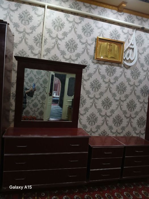 Shkaf sotiladi 3mln kelishiladi Xorazm Xivada bu shkaf