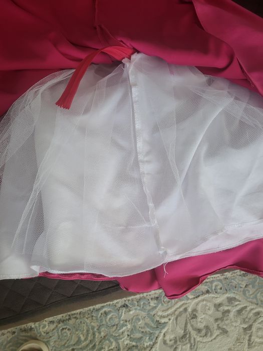 Продам платье для девочки