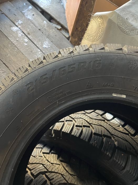 Продам шины  на 16