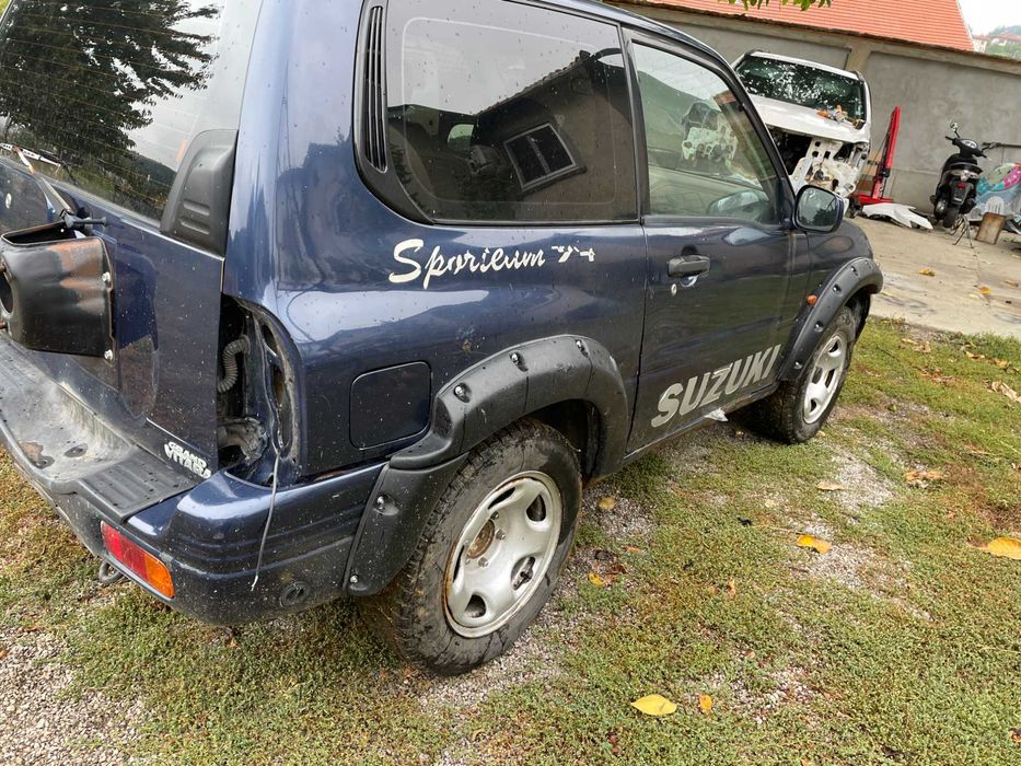 Сузуки Гранд Витара 1.6 97 к.с на части!!