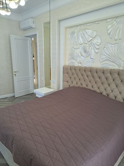 Tashkent siti Boulevard 3-комн 5-этаж 7-этажный кирпичный дом новостро