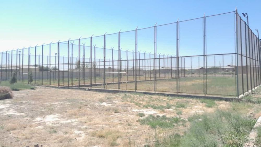 Mini stadion setkalari sotiladi