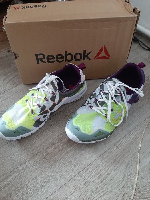 Продам кросовки спортивные, фирменные