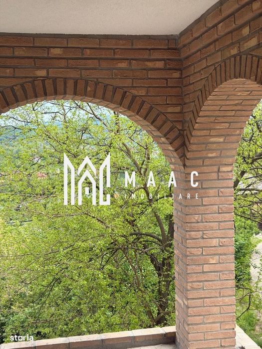 Casă 8 camere | Bujoreni, Vâlcea | 360 mp, teren 1000 mp