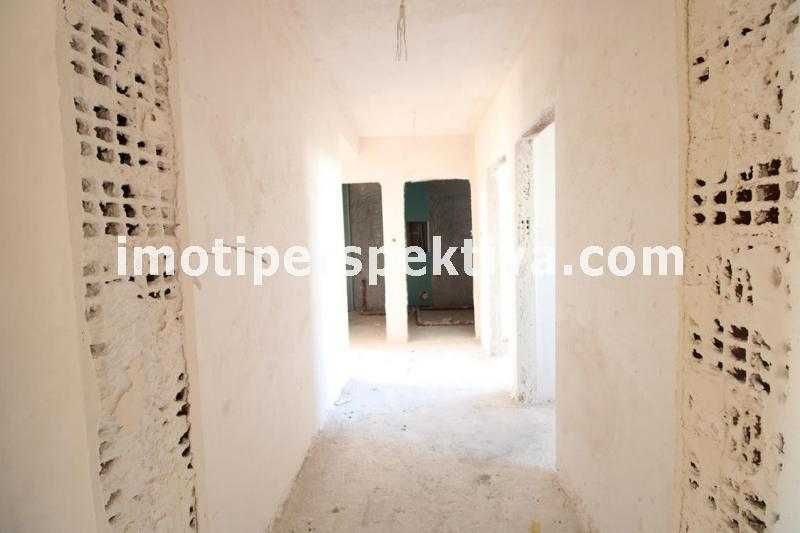 Продава се Тристаен апартамент в Пловдив, Тракия - 109 кв.м за 1118 €/кв.м - Снимка #6