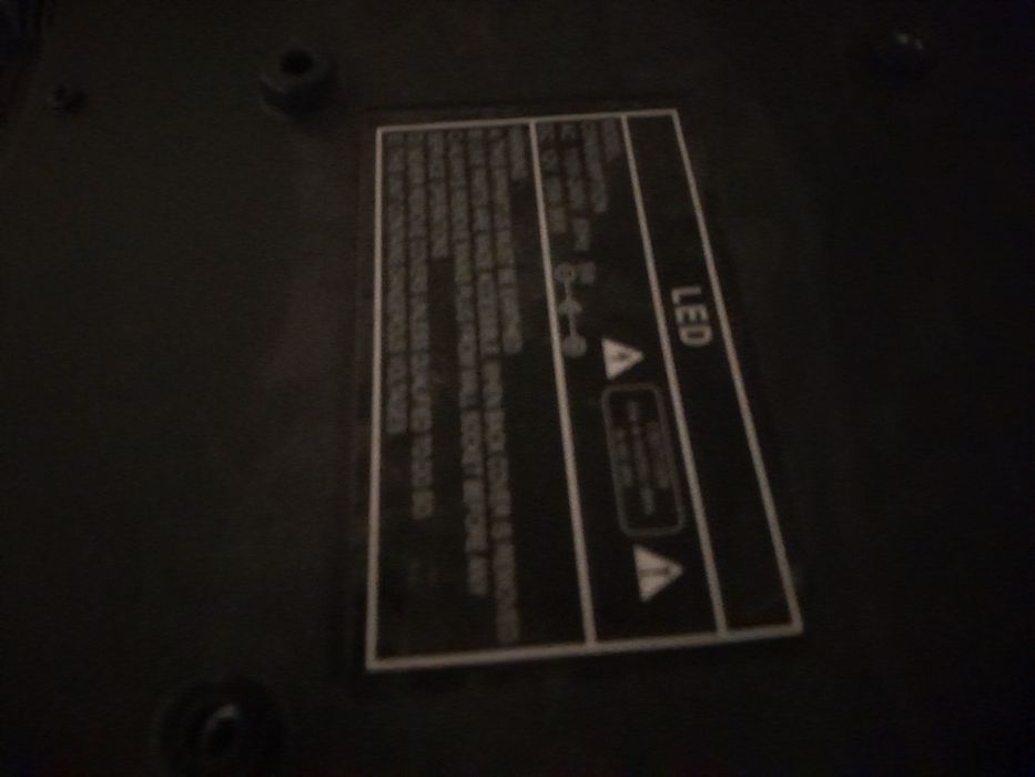 Телевизор самсунг на запчасти.