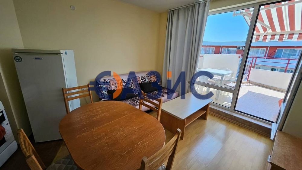 Продава се Тристаен апартамент в к.к. Елените - 105 кв.м за 839 €/кв.м - Снимка #1