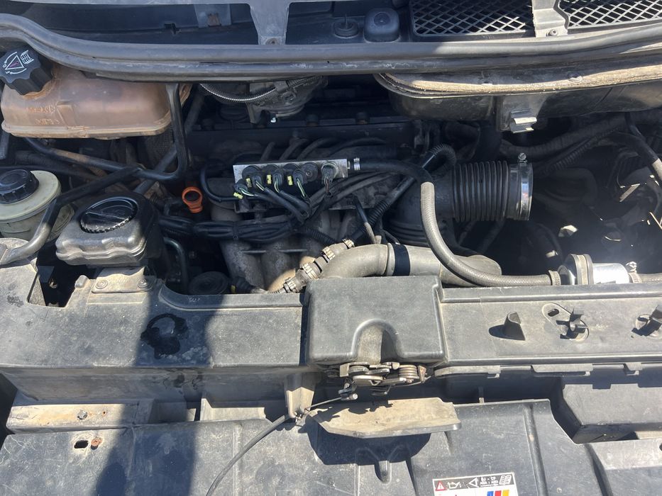 Ситроен C8 2006г на части  безнзин