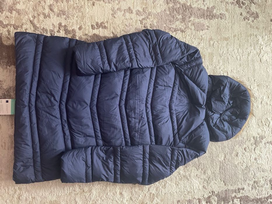 Vand geaca din puf Marmot , unisex, marimea L 8-12 ani arctic navy