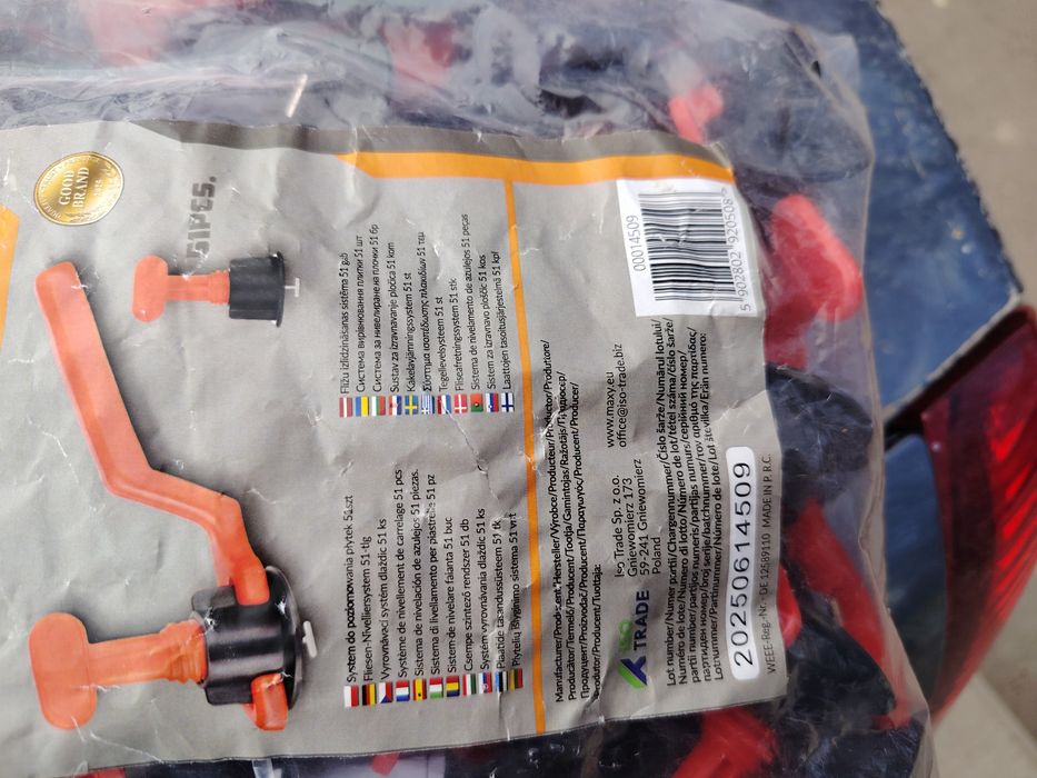 Cleme de prindere gresie , faianță