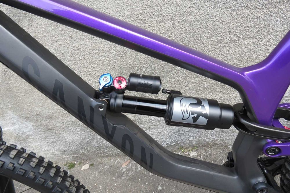 Bicicleta Full Suspension Canyon