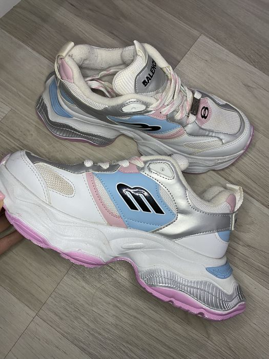 Дамски маратонки