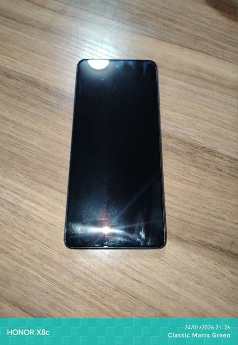 Tecno spark 10 pro 800 000