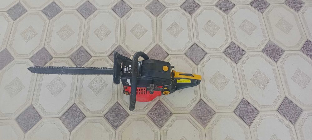 Huter 62 бензопила