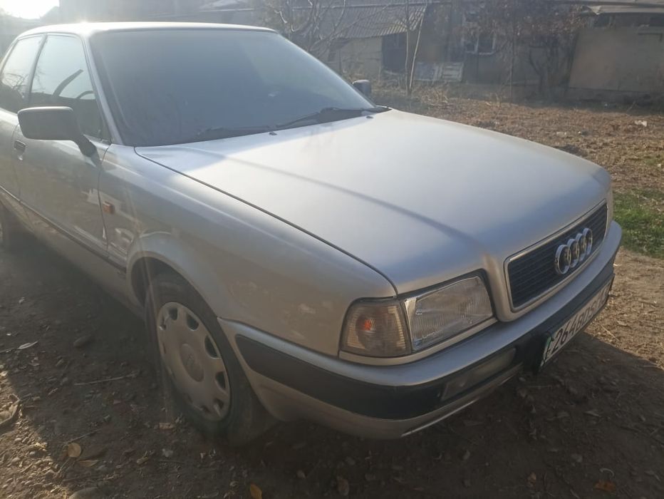 Ауди .б 4 хорошие состояние