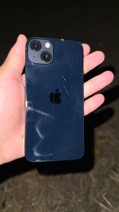 Продам Iphone 13 128gb