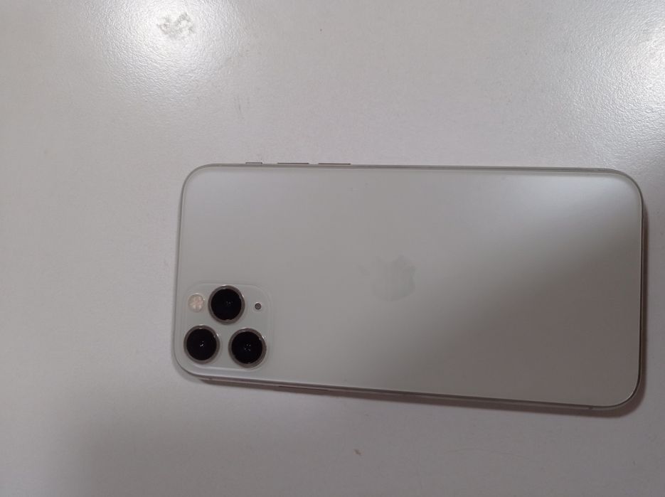 Обменяю iPhone 11 pro,256gb